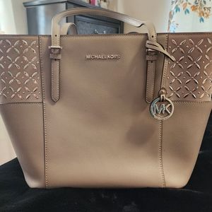 Michael Kors Tote